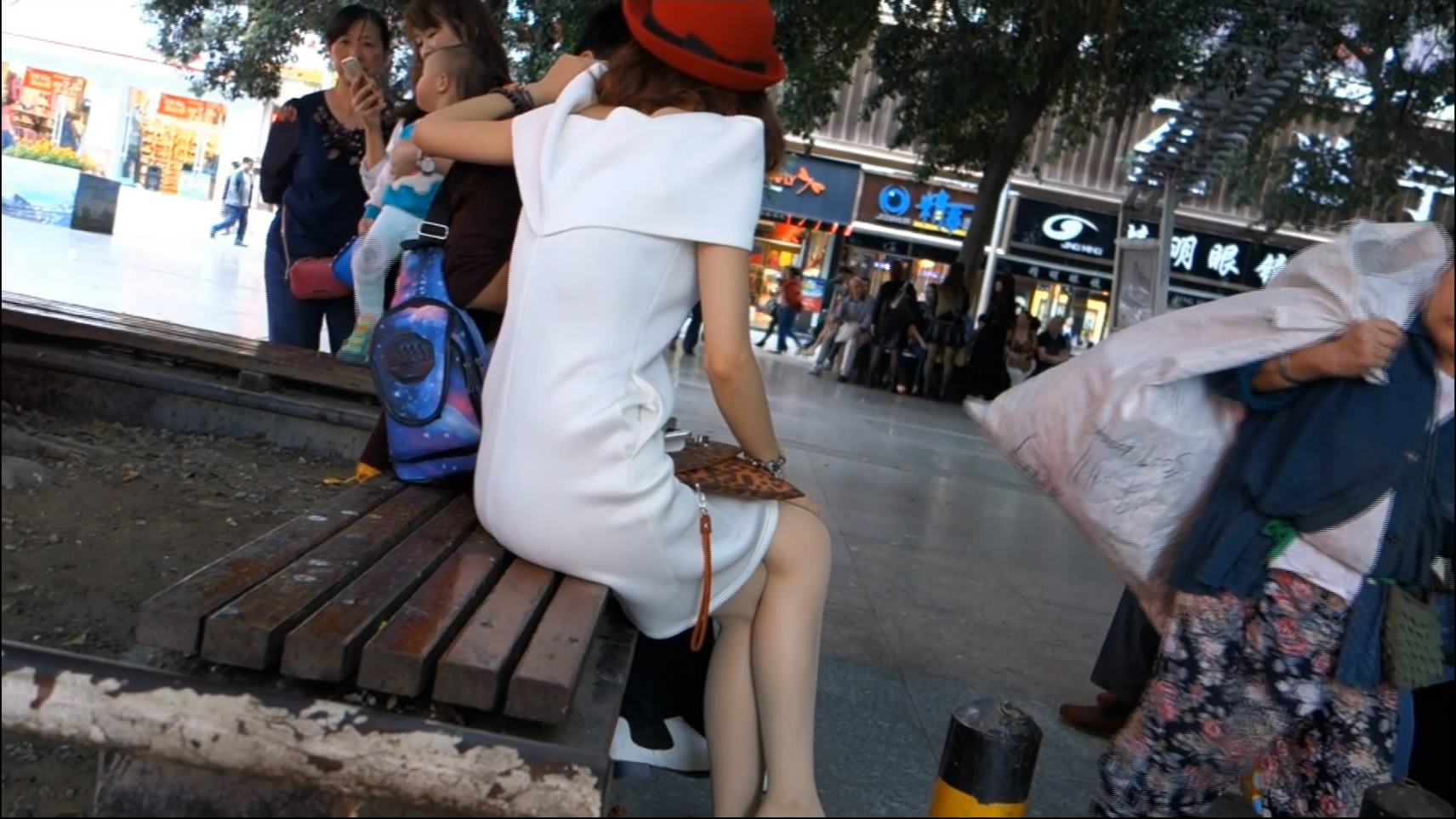 streetsnapdangl[00 00 51][20181129 221548 3]